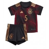 Tyskland Thilo Kehrer #5 Bortadräkt Barn VM 2022 Kortärmad (+ Korta byxor)